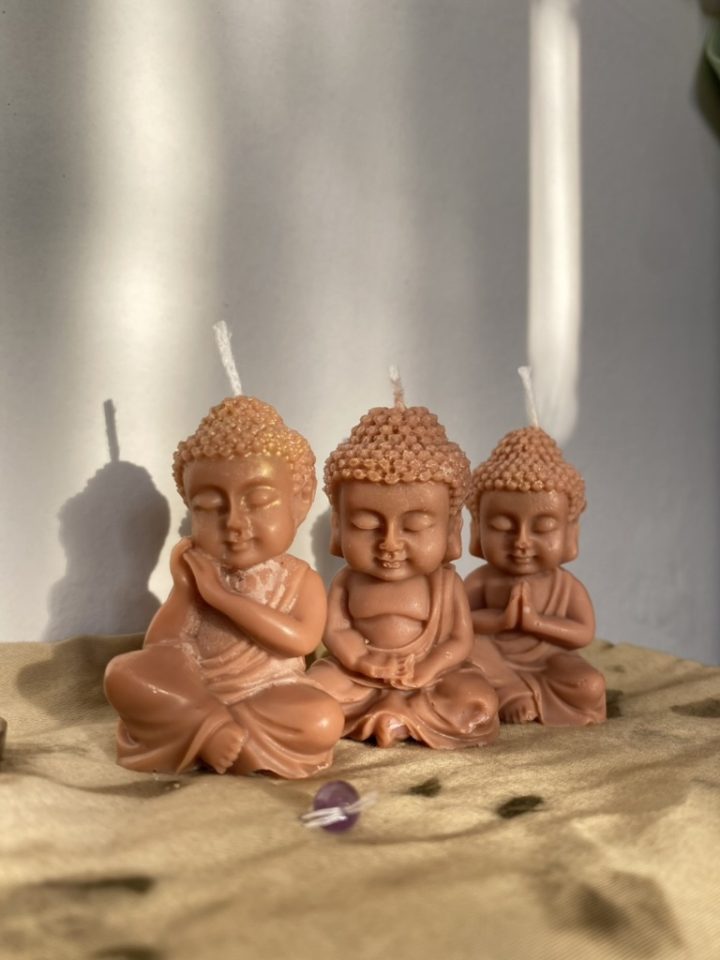 Velas Buda